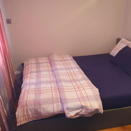 Sweet Home Cranford Bagian luar foto